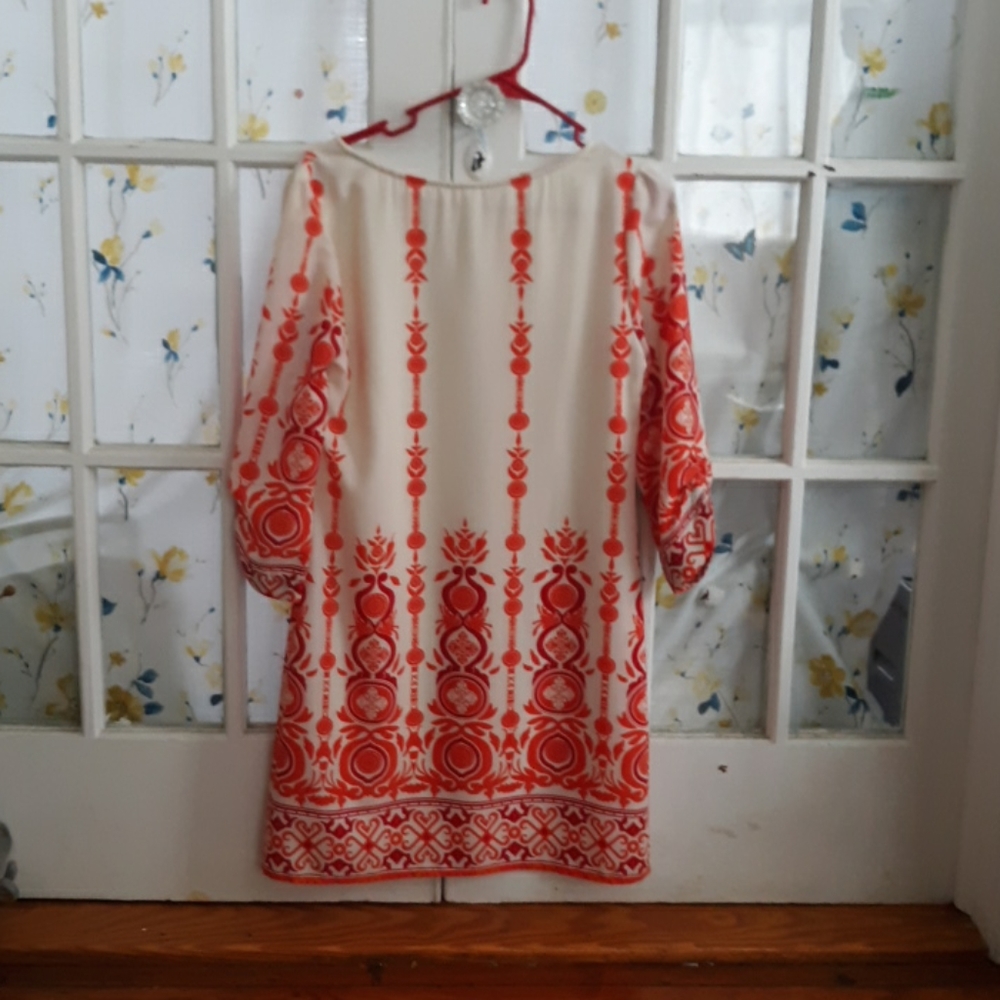 Dress - Picture 2 of 2
